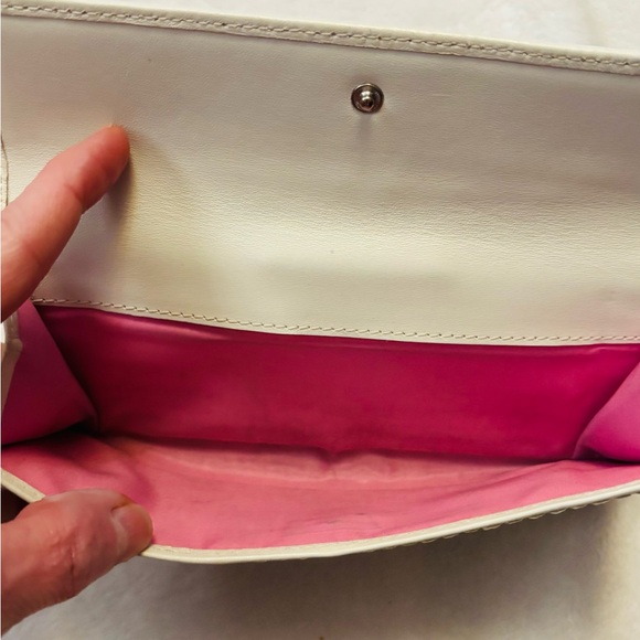 Coach Buttery Soft Leather Turn Lock Wallet EUC - Picture 14 of 15